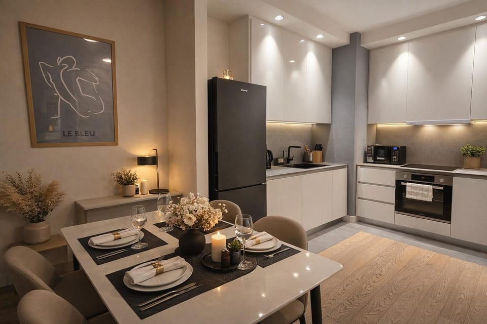 Dining area, kitchen