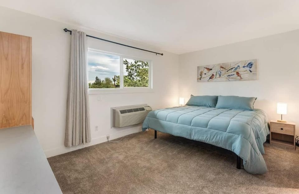 Riverfront condo with balcony near downtown Bend House in Bend