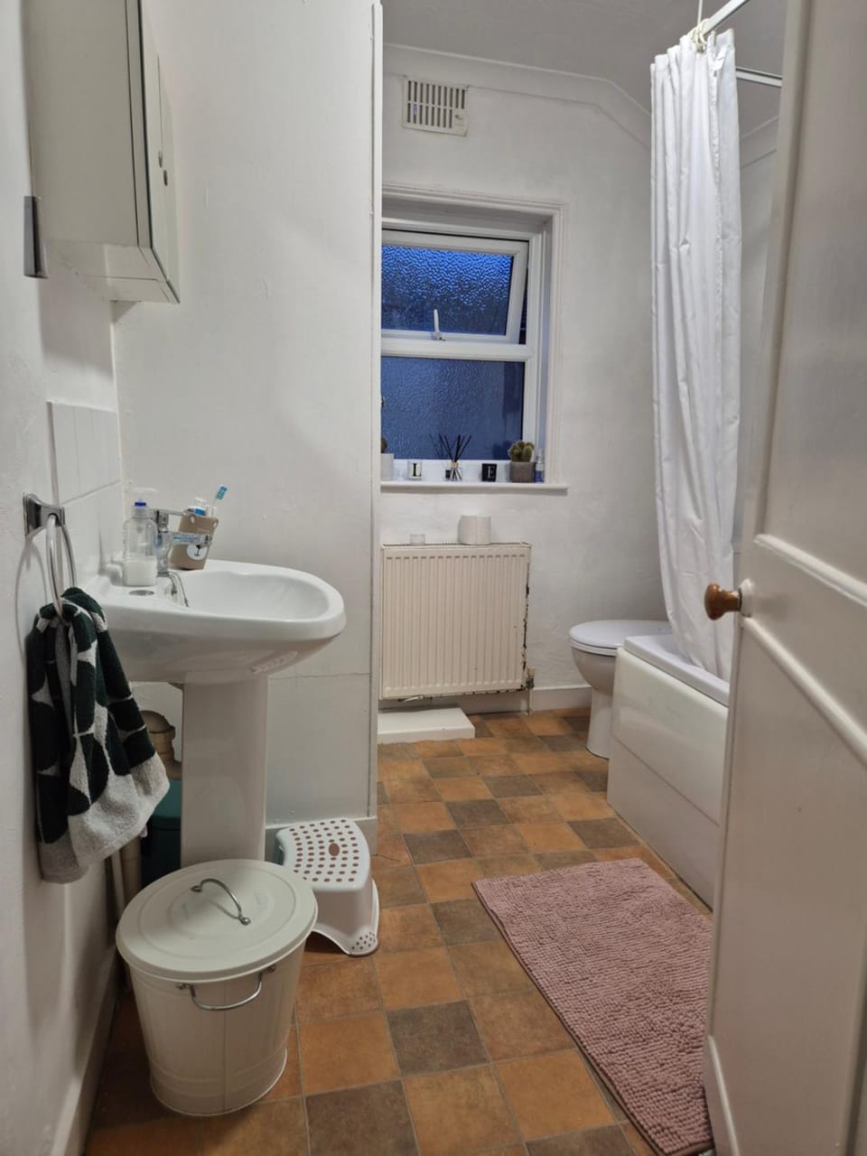 Toilet, Bathroom