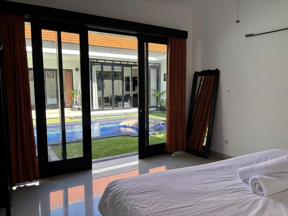 Homy 3 Bedrooms Villas in Canggu Umalas Villa in North Kuta