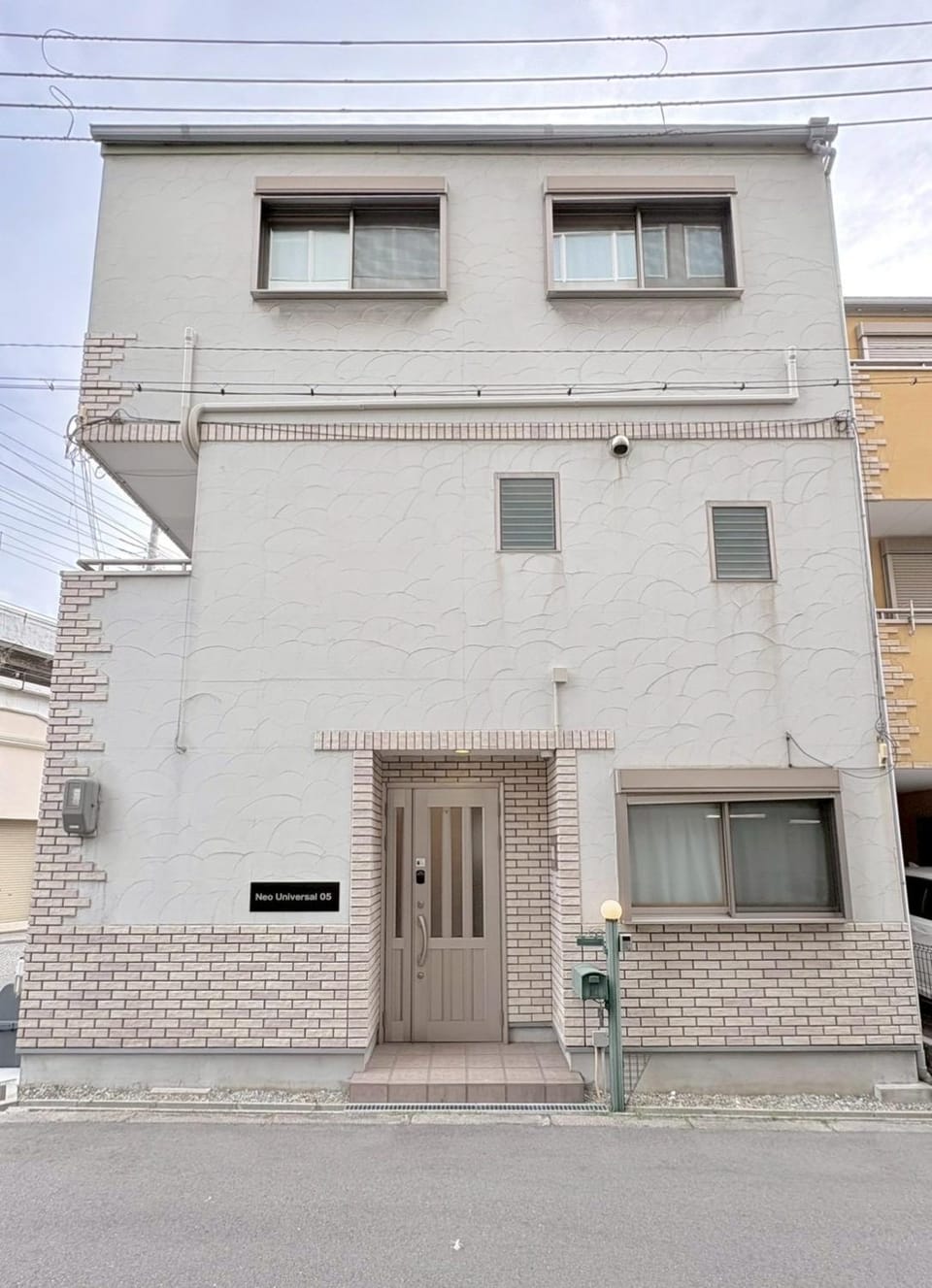 Neo Universal 05 House in Osaka