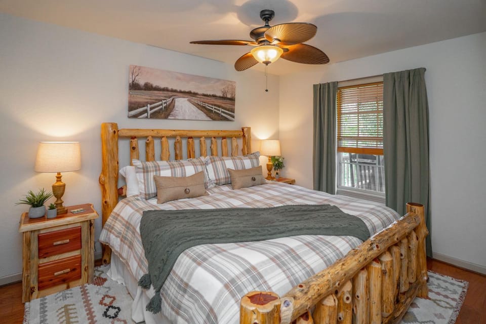 Bed, Bedroom