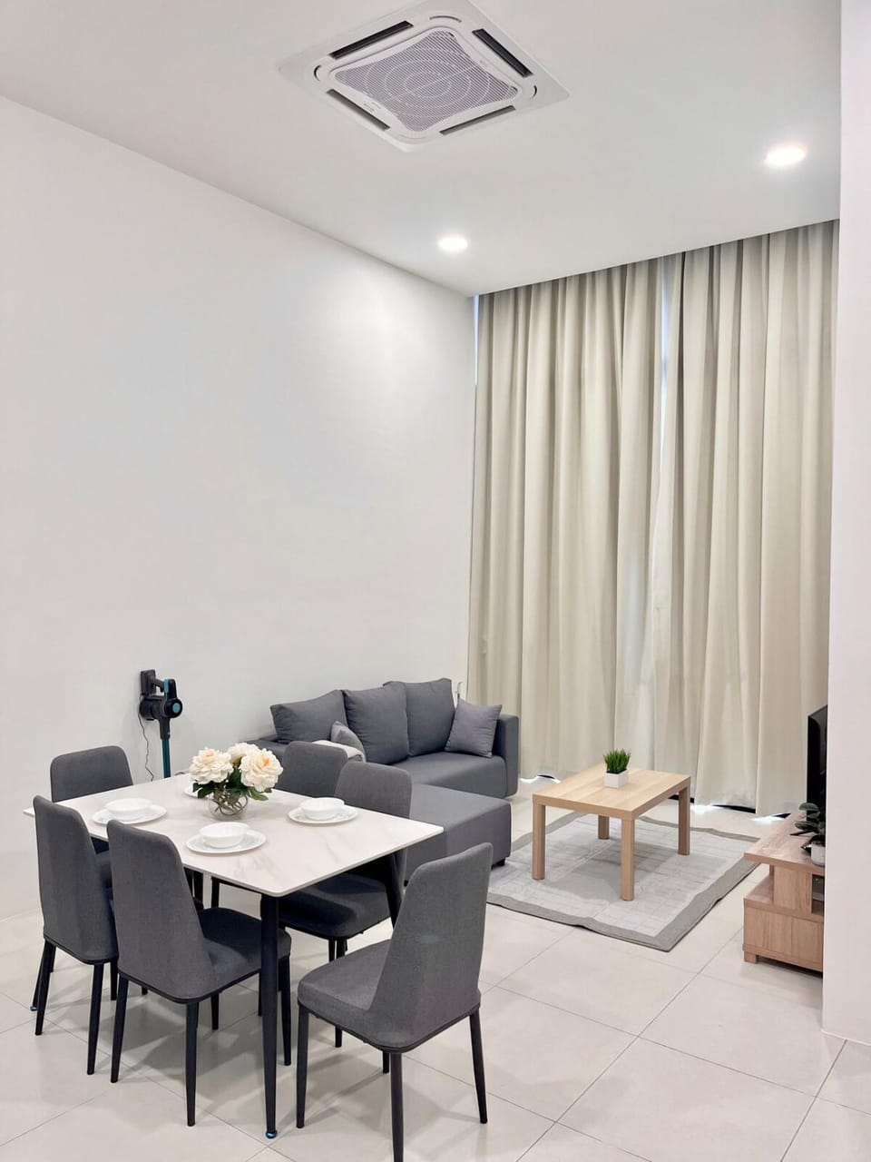 The Podium 3R2B 7PaxFree Parking opposite AEON Mall Apartment in Kuching
