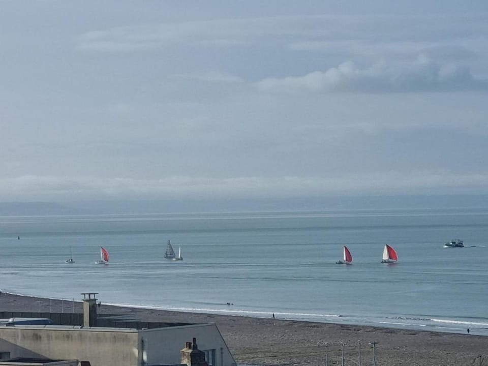 Peaceful haven with sea view comfort and charm Apartment in Le Havre