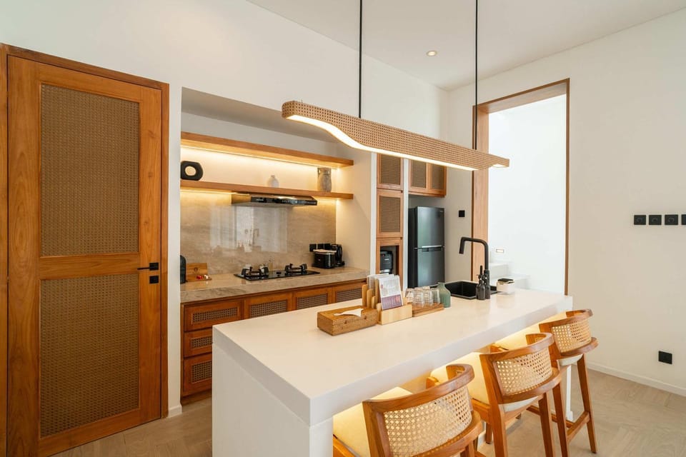 Heart of Bingin, 3BR Family Villa Navara Villa in Bali