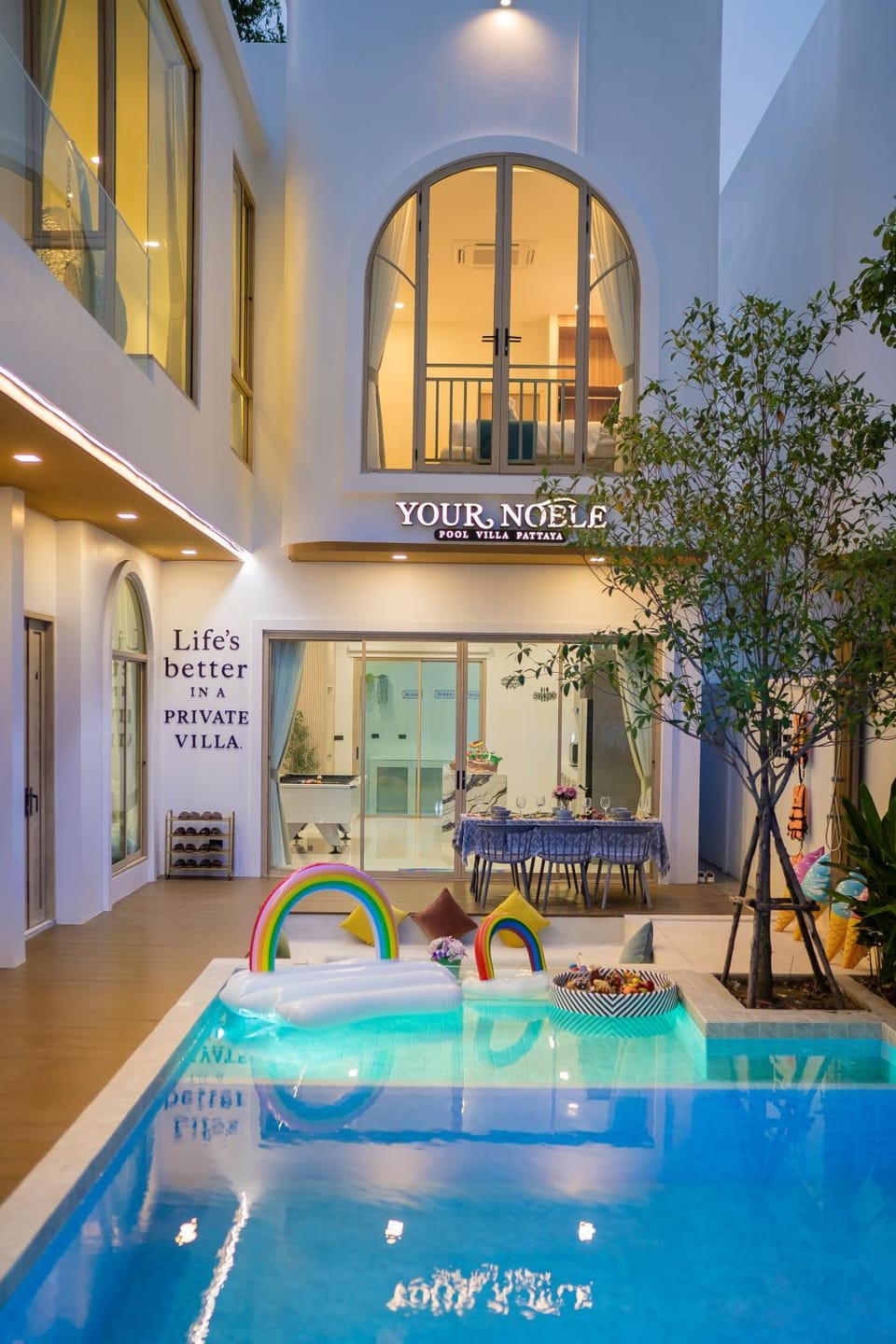 Pool view, Swimming pool, Swimming pool, sunbed