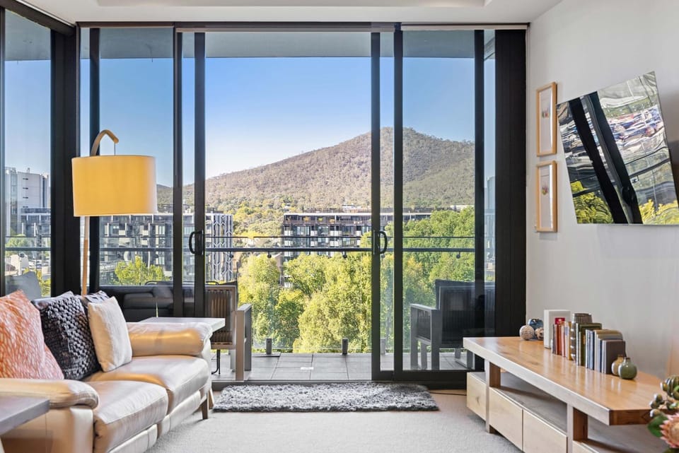 Sky High Views in the Heart of Canberra Apartment in Canberra