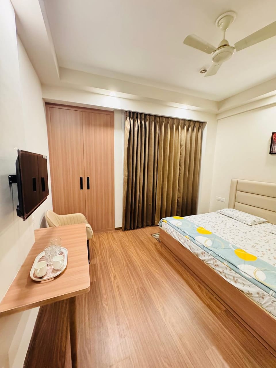15th Floor Studio Apartment ITC Omaxe, Alpha 2 Apartment in Haryana