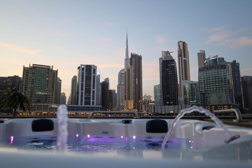 Hot Tub, Bath