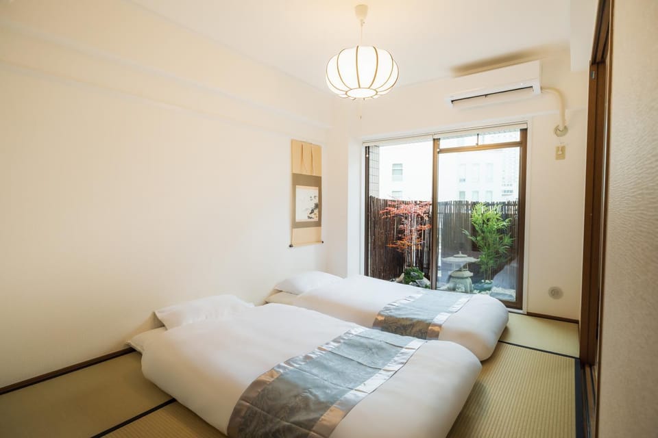 Bed, Photo of the whole room, Bedroom, air conditioner
