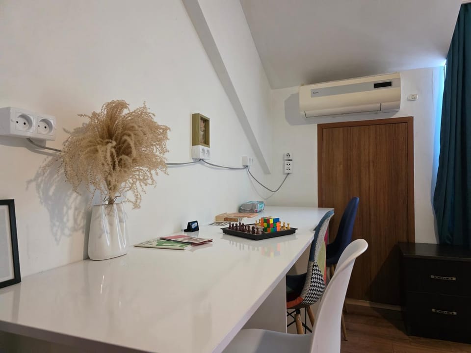 Dining area, air conditioner