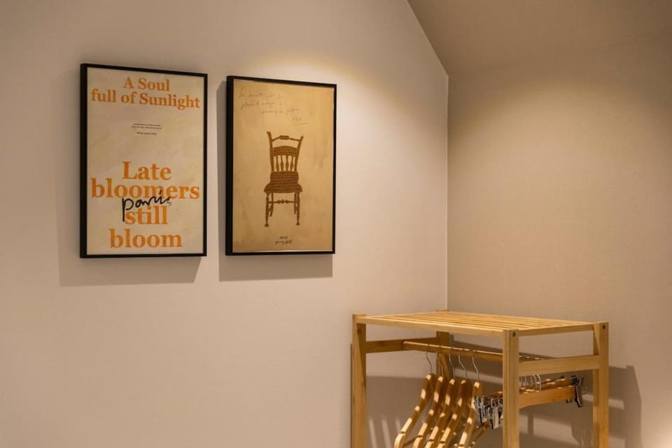 Wood&Calm 우드앤캄 Seoul Station Apartment in Seoul