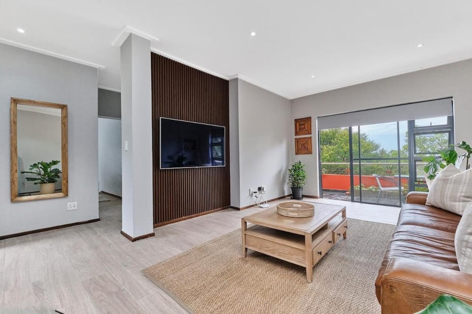 Afrikaya Luxurious Apartment Apartment in Roodepoort