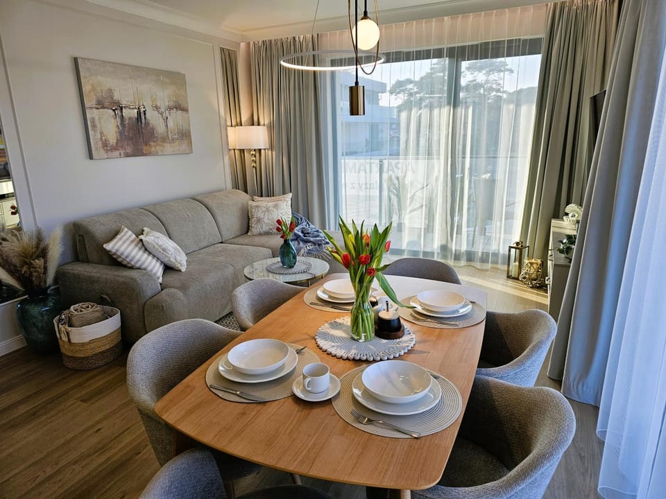 Rezydencja Niechorze D303 Sea Heaven z Widokiem na Morze, przy Plaży, Basen, Sauna i Jacuzzi w budynku, Prywatna rowerownia - 5D Apartments Apartment in West Pomeranian Voivodeship, Poland