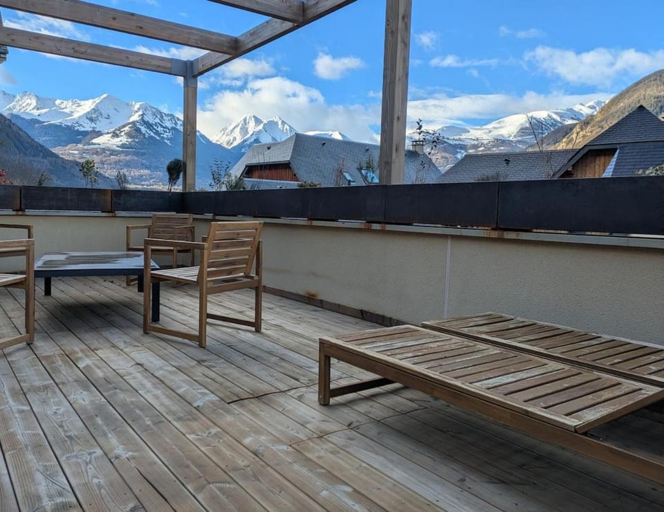 Patio, Natural landscape, View (from property/room), Balcony/Terrace, Balcony/Terrace, Mountain view