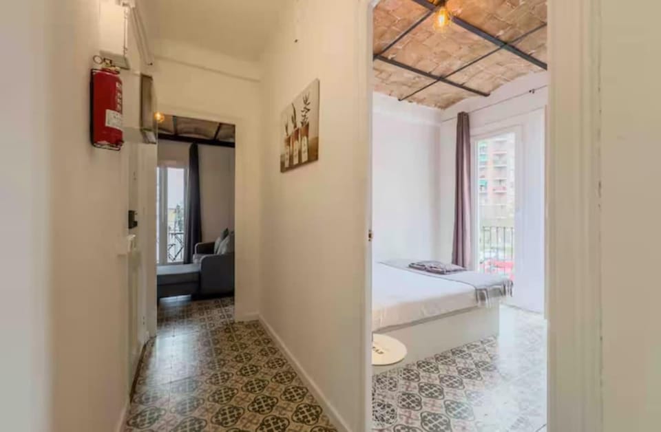 Apartment in BCN 2-1 Apartment in L'Hospitalet de Llobregat