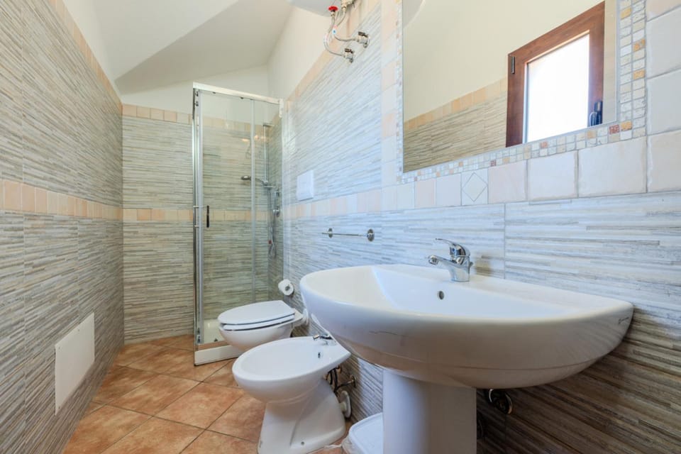 Shower, Toilet, Bathroom, bidet