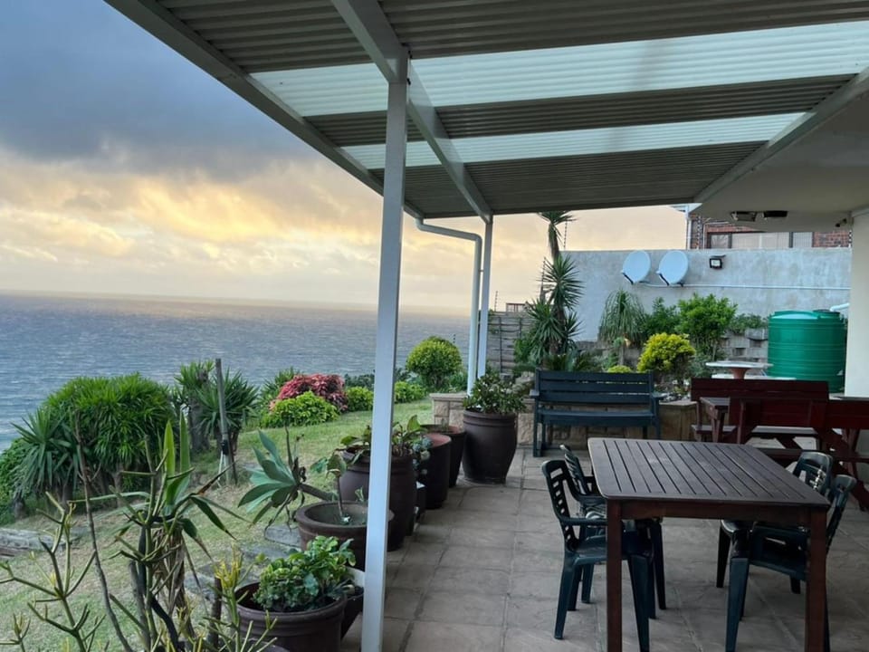 Patio, Day, Natural landscape, Balcony/Terrace, Seating area, Sea view