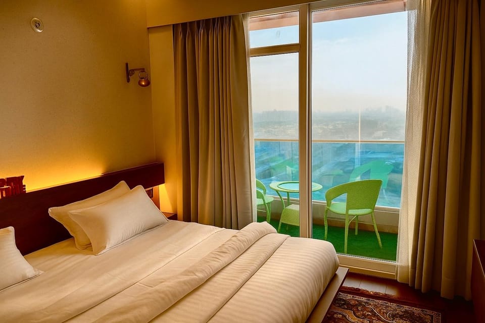 Sky stay Apartment in Noida