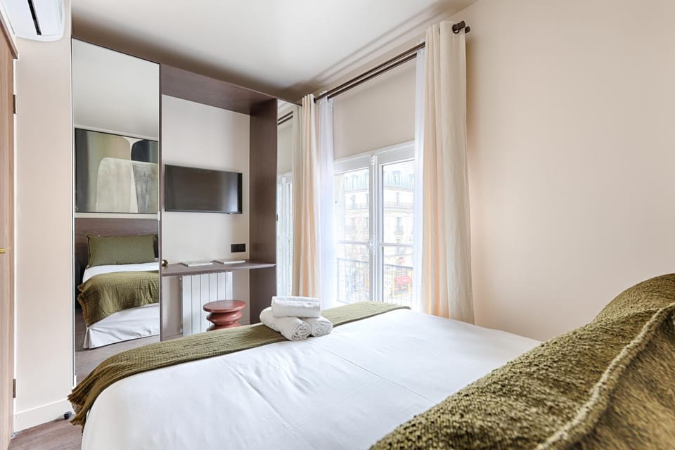 Sublime appartement Rue Royale Apartment in Paris