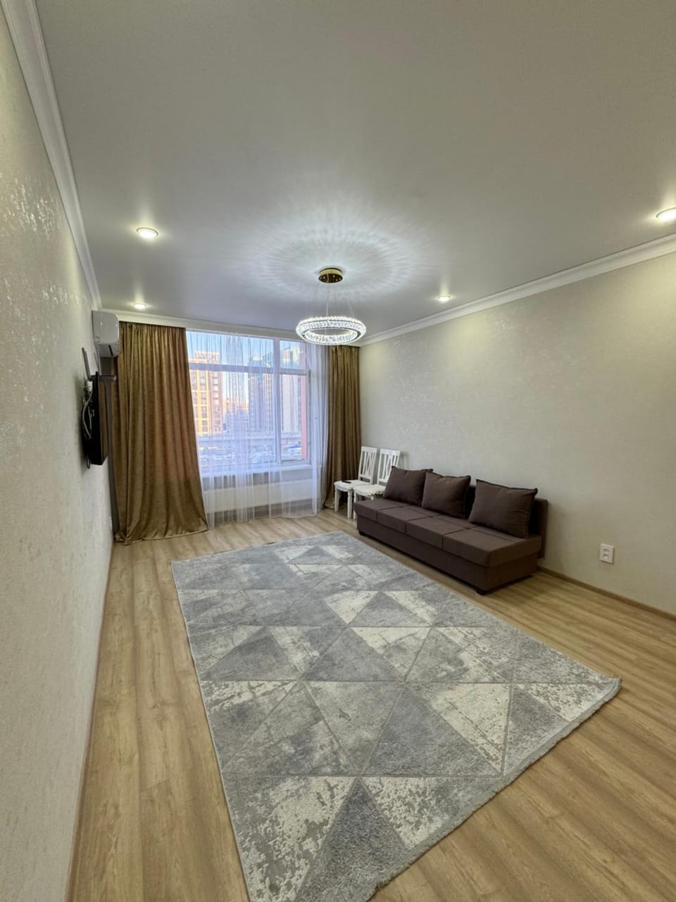 Esil Plaza - Botanical Garden View уютная, светлая квартира Apartment in Kazakhstan