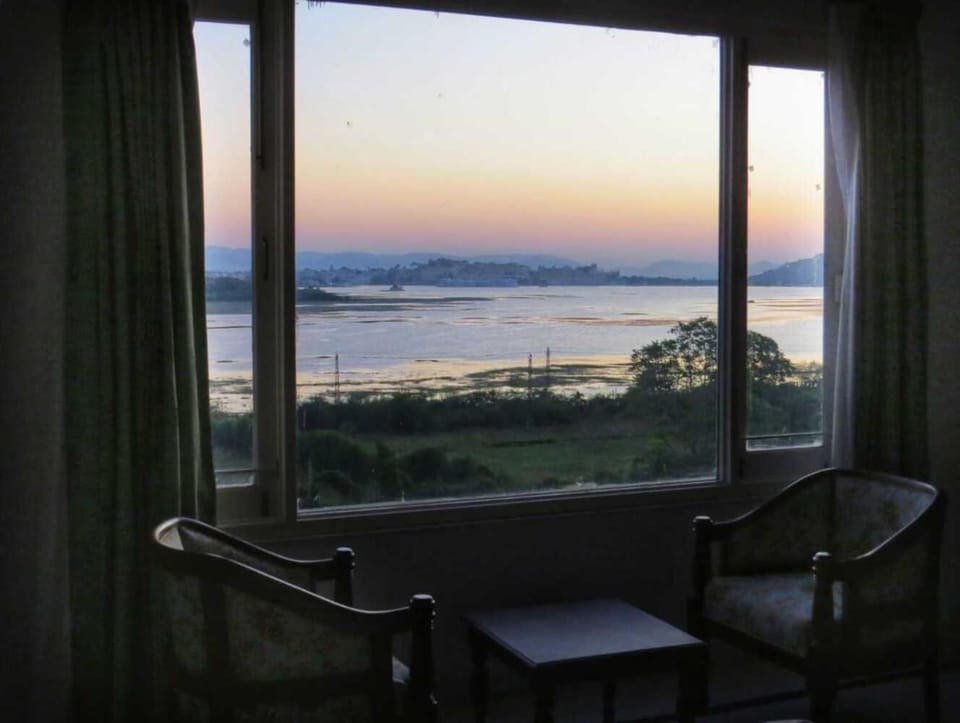 Seating area, River view, Sunset