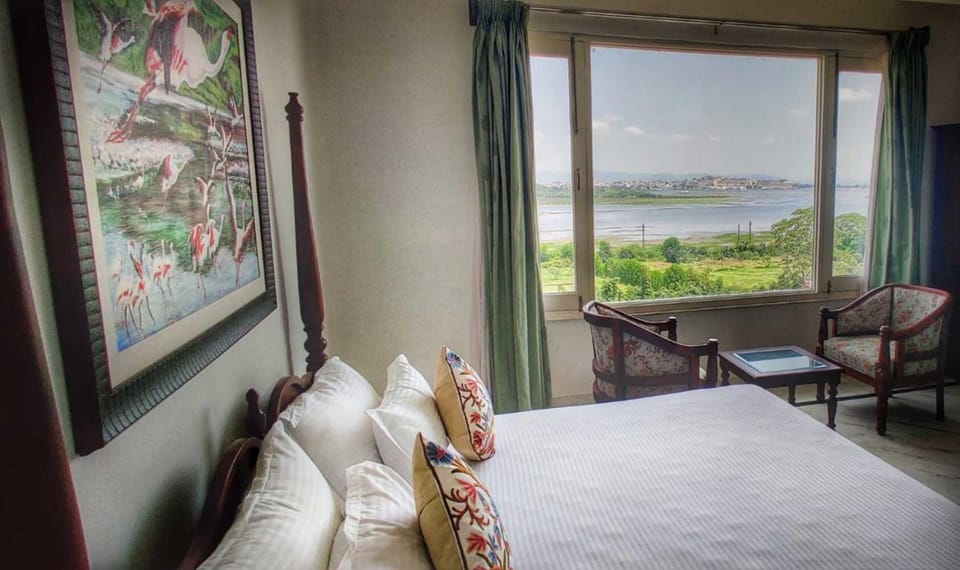 Living room, Photo of the whole room, Seating area, Bedroom, River view, Sea view