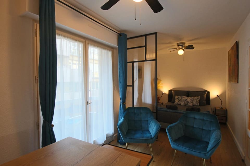 Bed, Balcony/Terrace, Living room