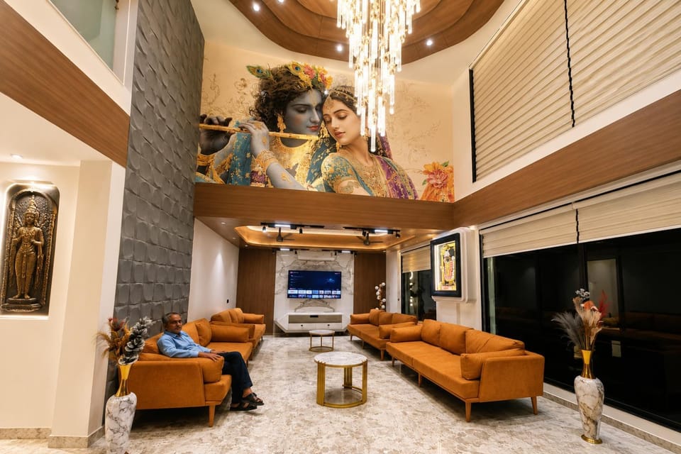 Communal lounge/ TV room, Lobby or reception