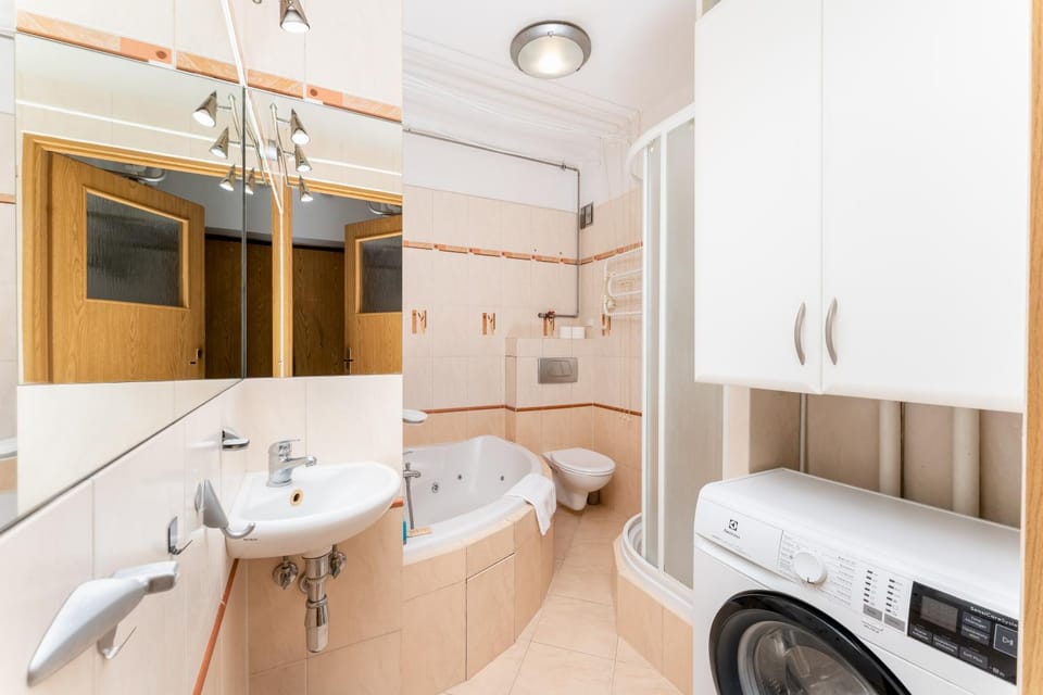 Shower, Bathroom, Bath