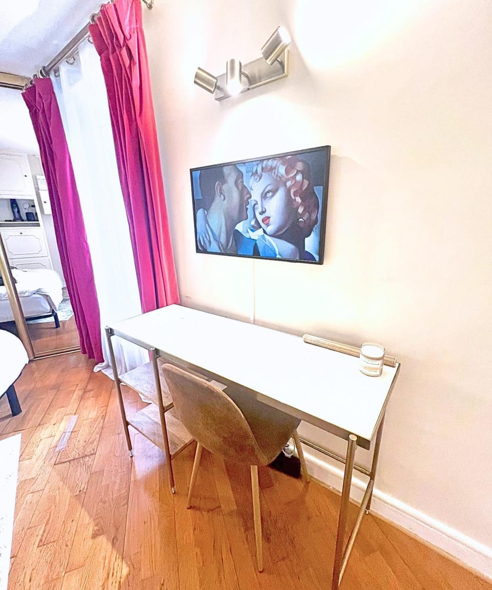 Studio Premium Saint Germain Rue d Assas Paris 6e Apartment in Paris