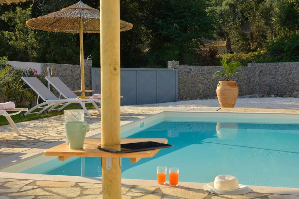 Garden, Swimming pool, sunbed