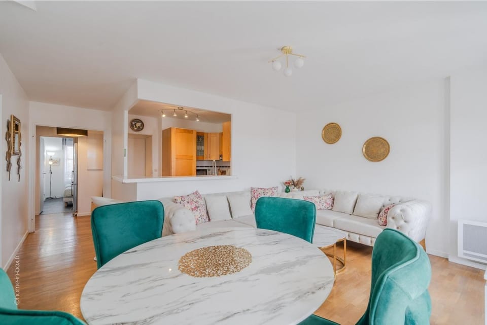 L'Amandier, 4 personnes 12 min Disneyland Paris Apartment in Bailly-Romainvilliers