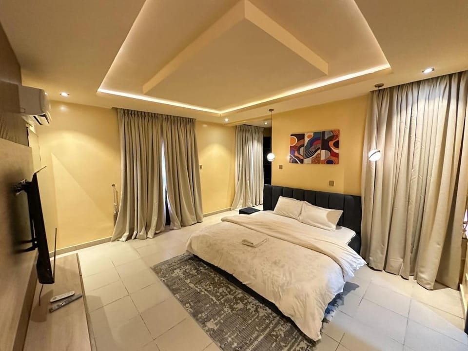 Brown Baker Apartment in Lagos, Nigeria