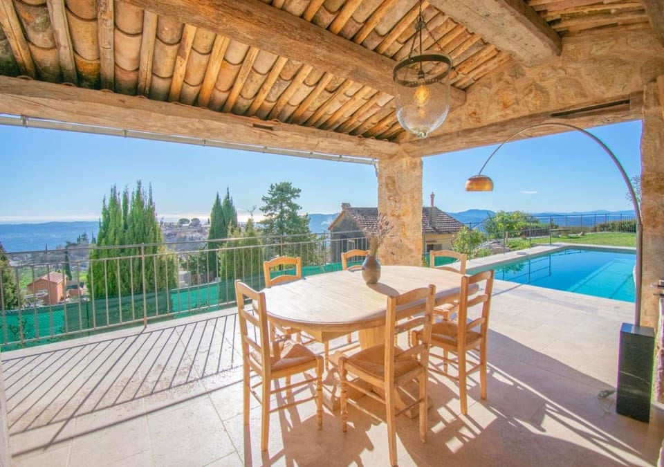 Patio, Day, Natural landscape, View (from property/room), Balcony/Terrace, Balcony/Terrace, Dining area, Pool view, Sea view, Swimming pool, sunbed
