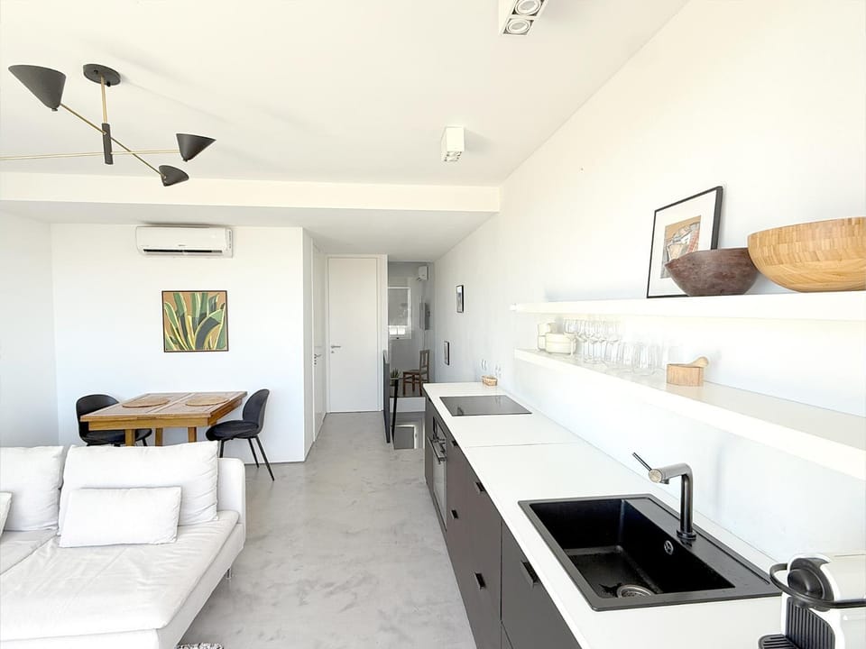 Kitchen or kitchenette, Living room, Dining area