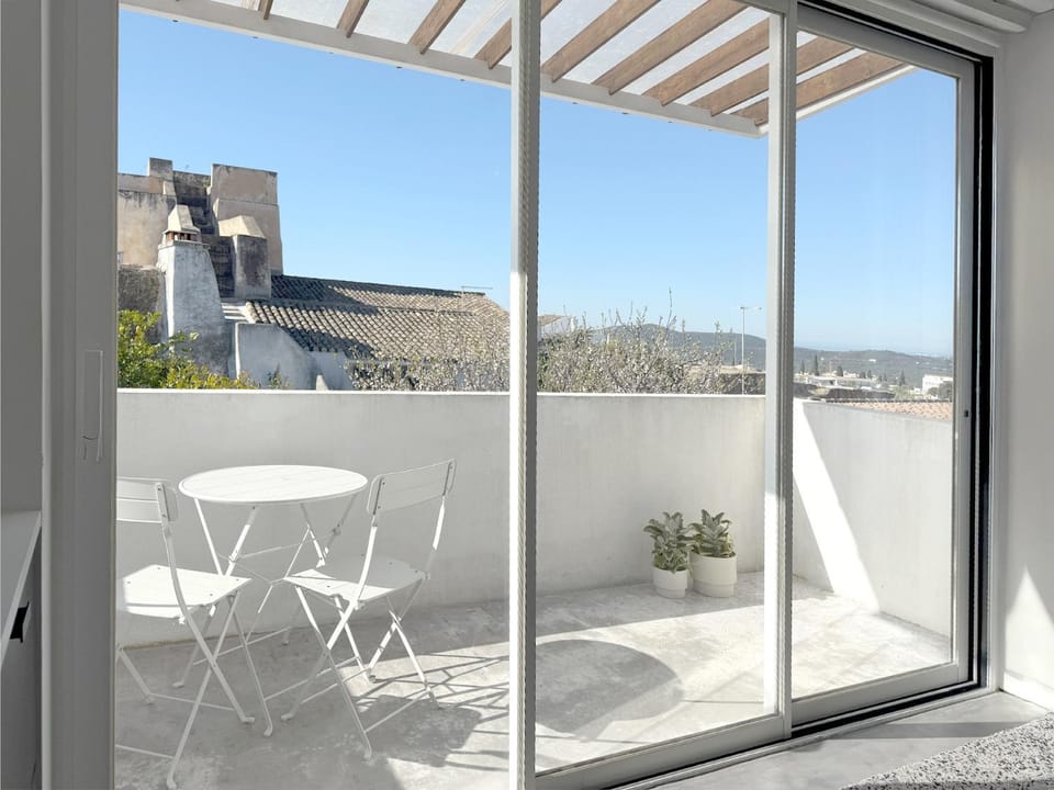 Natural landscape, View (from property/room), Balcony/Terrace, Dining area