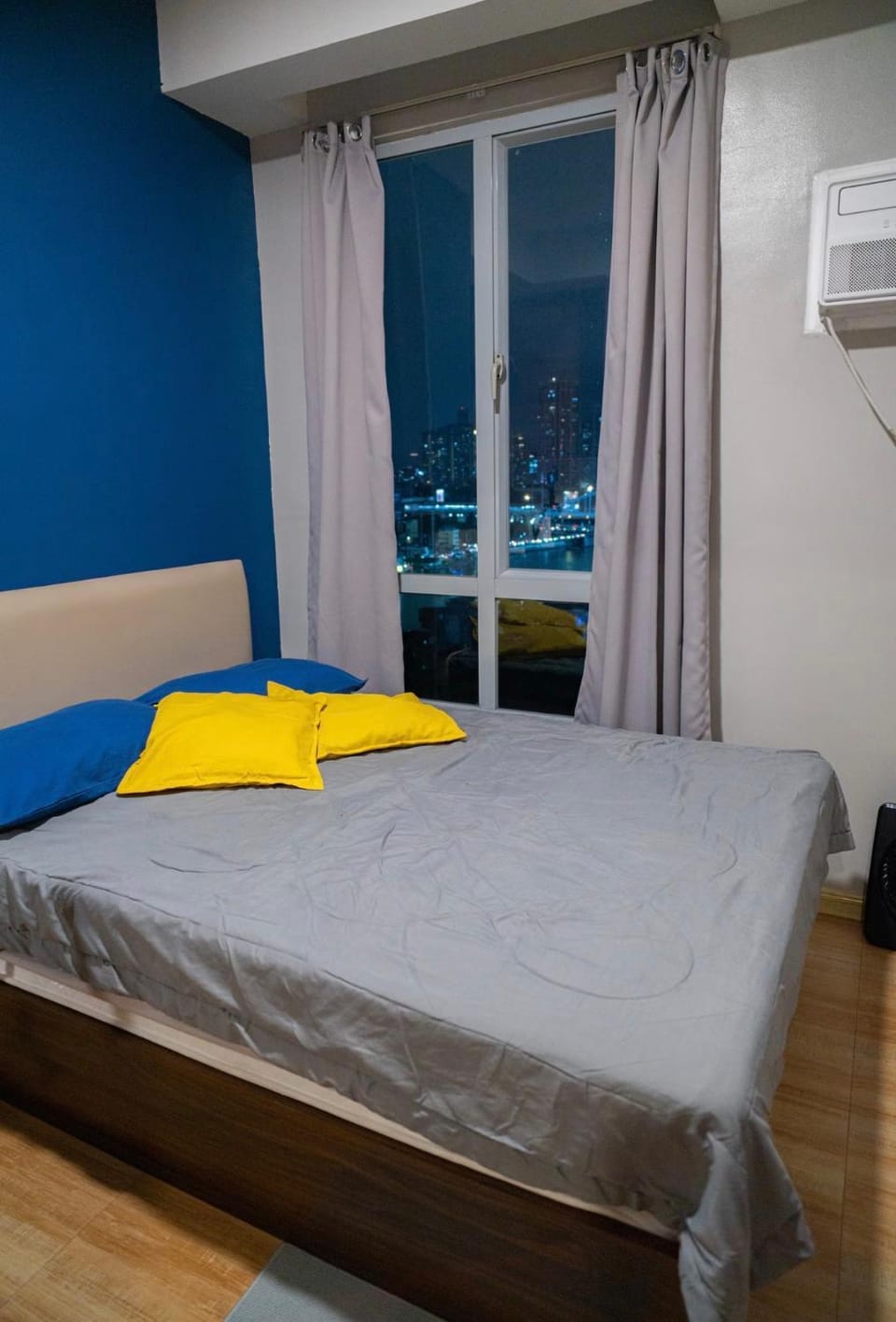 Spacious 1-BR Condo near BGC w Pool and Gym Apartment hotel in Mandaluyong
