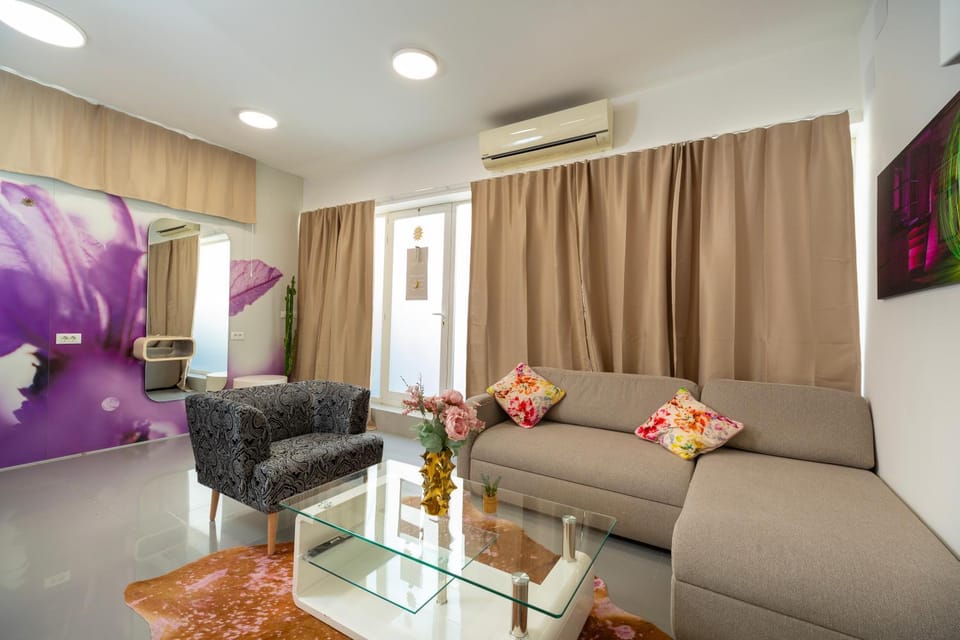 Living room, air conditioner