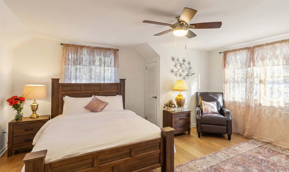 Bed, Bedroom