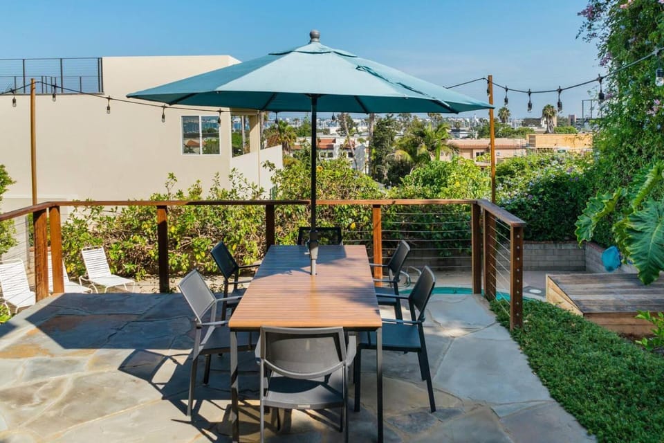 Skyline Vista by Coastline Vacation Rentals House in Point Loma