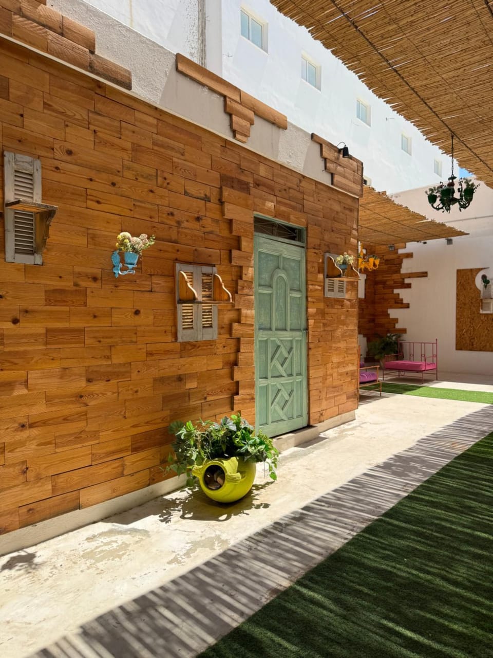 Property building, Garden