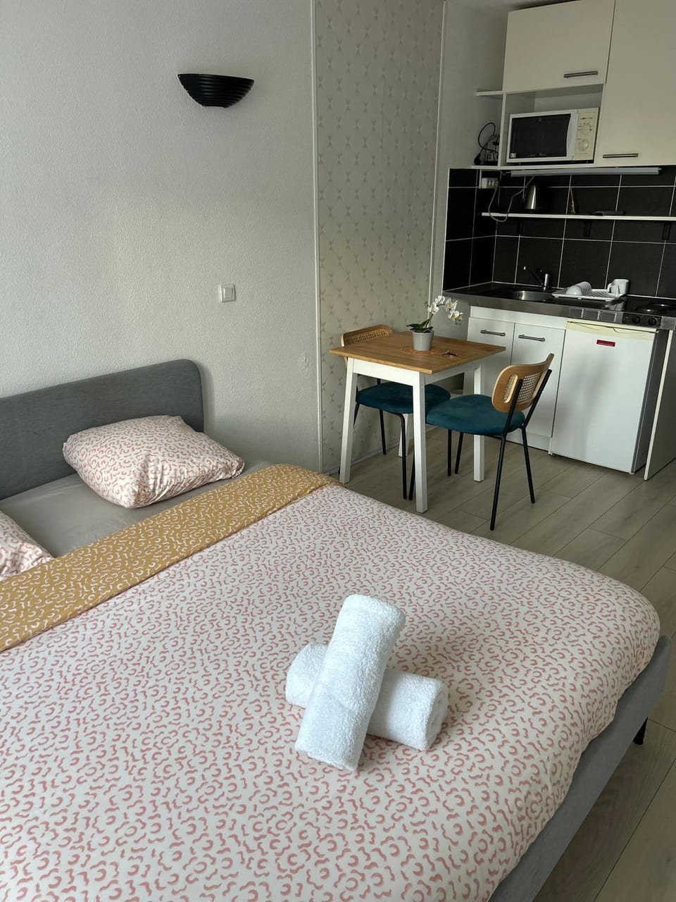 Studio Proche Disneyland Paris Apartment in Bussy-Saint-Georges