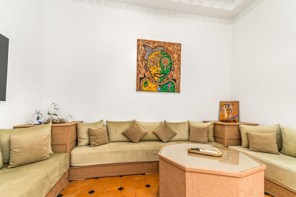 TV and multimedia, Living room, Dining area