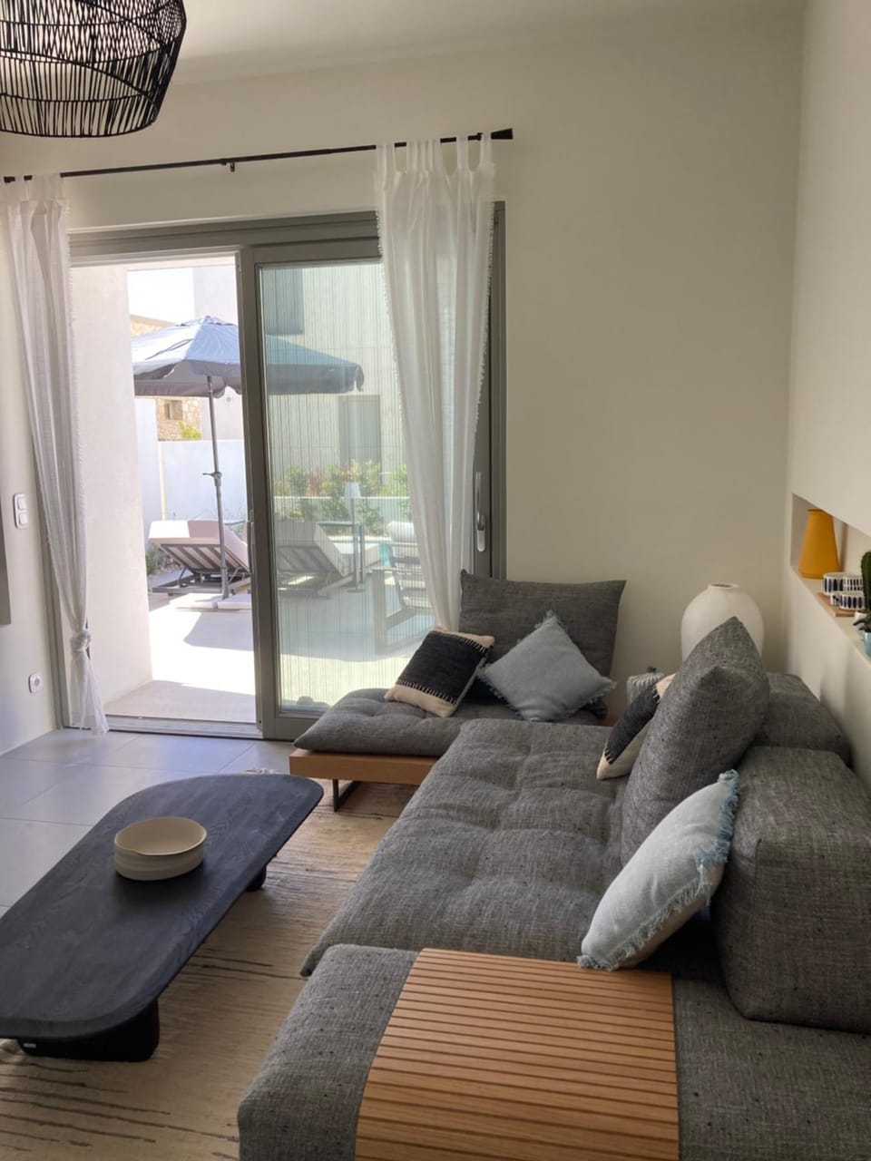 Living room, Seating area