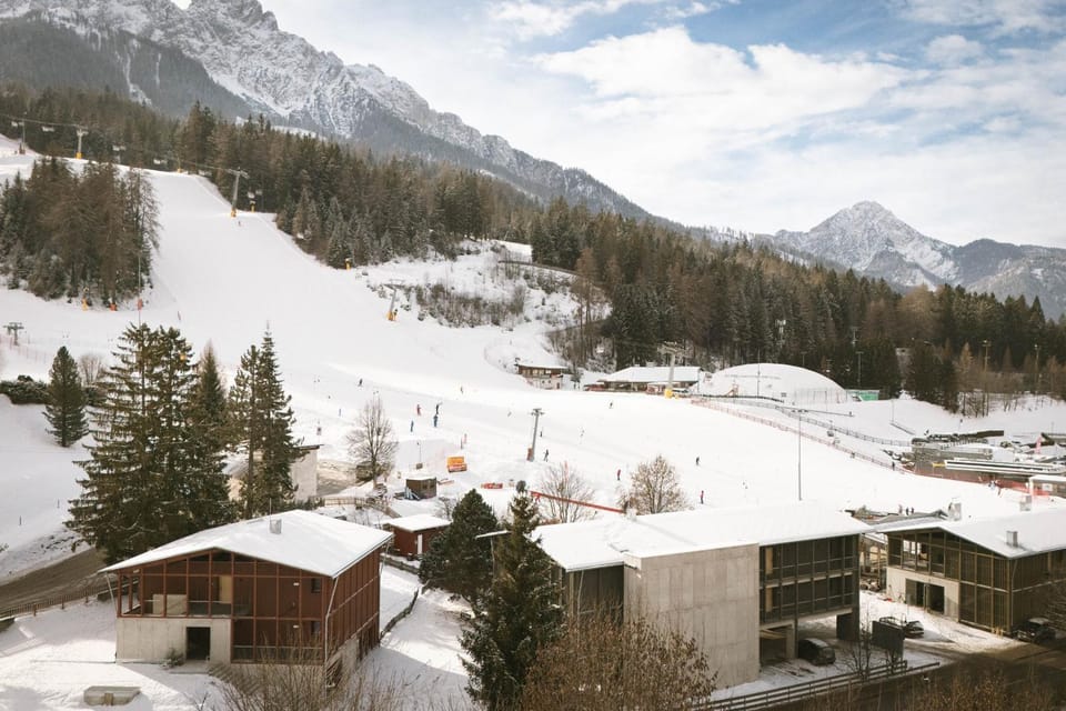 Kersh Dolomites Lodge Apartment hotel in San Candido