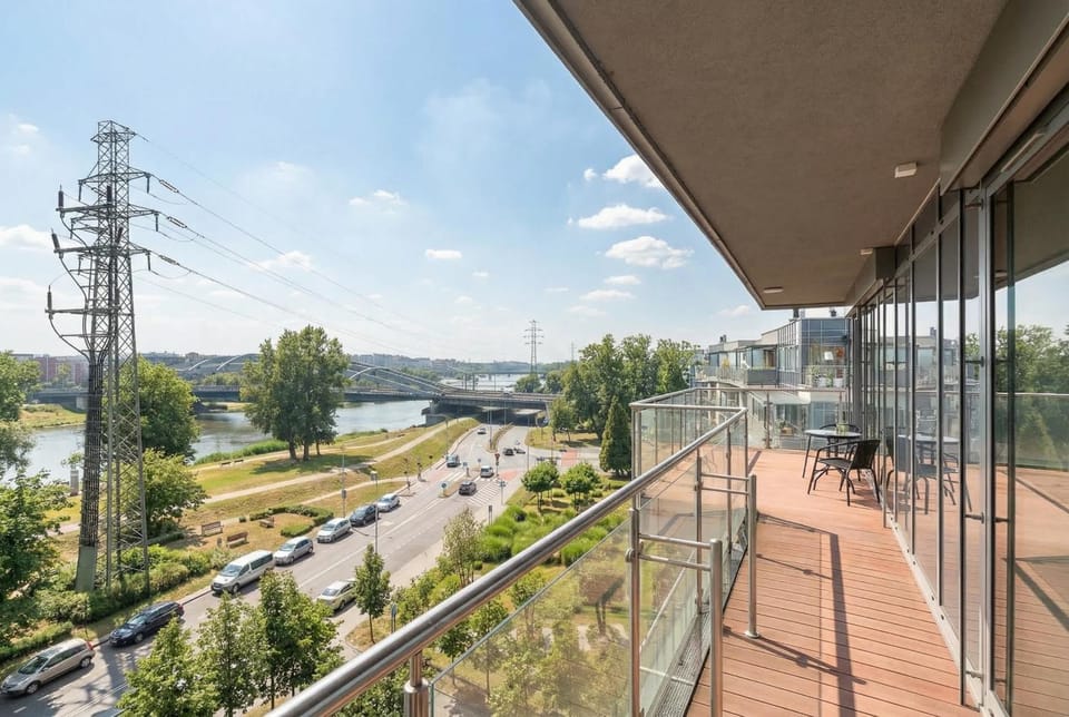 Day, Natural landscape, Balcony/Terrace, River view