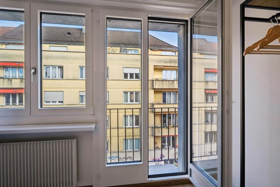 Chic central studio - modern - Crown 27 Apartment in Zurich City