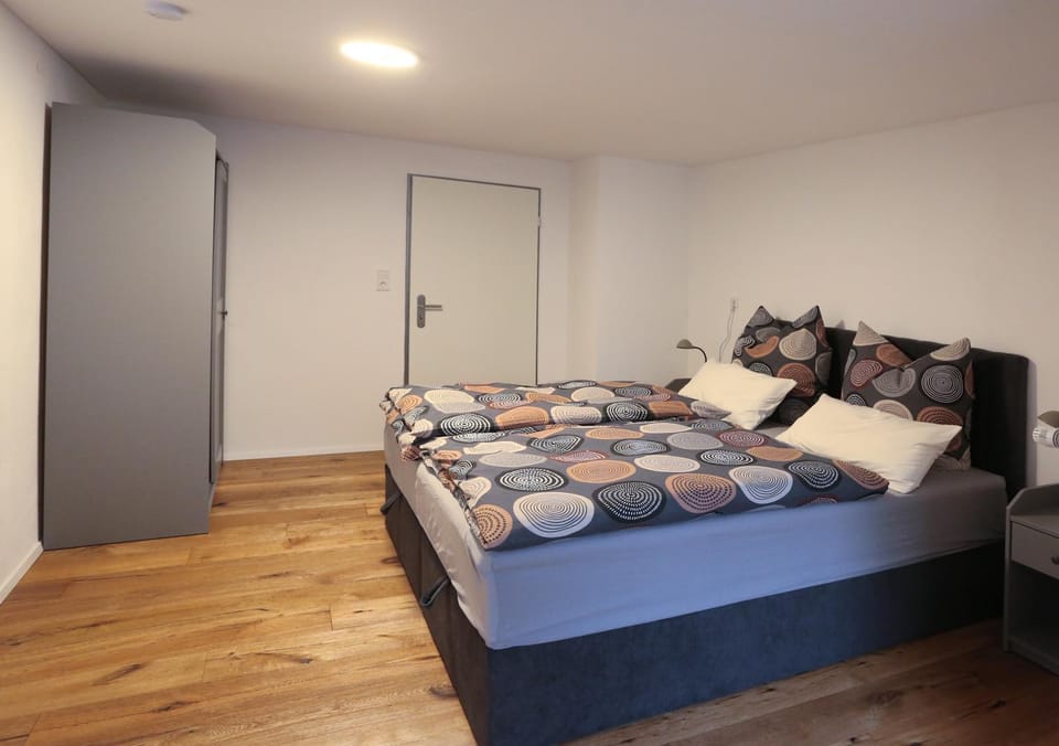 Living room, Bedroom