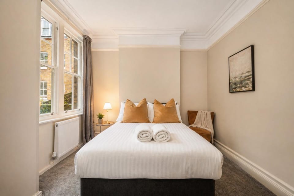 Modern Classic 2-Bedroom Apartment on Great Portland Street Apartment in London Borough of Islington